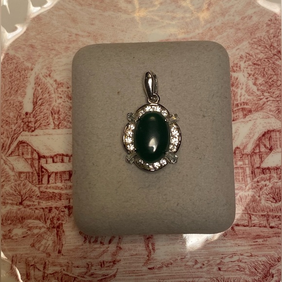 ๐ Vintage Cabochon green jade, cubic zirconia pendant. Stainless steel setting. - Picture 2 of 4
